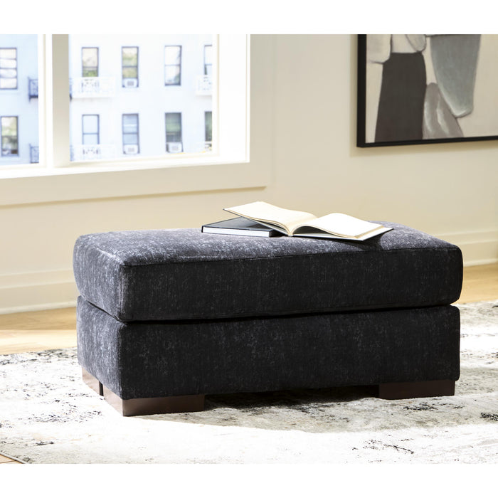 Benchcraft Whitmore Manor Fabric Ottoman 8040414 IMAGE 3