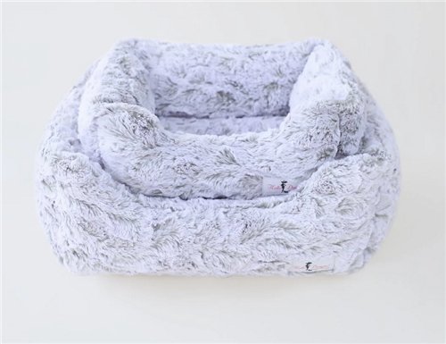 Deluxe Bed in Prism - Posh Puppy Boutique