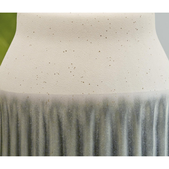 Signature Design by Ashley Afener L177984 Ceramic Table Lamp IMAGE 4