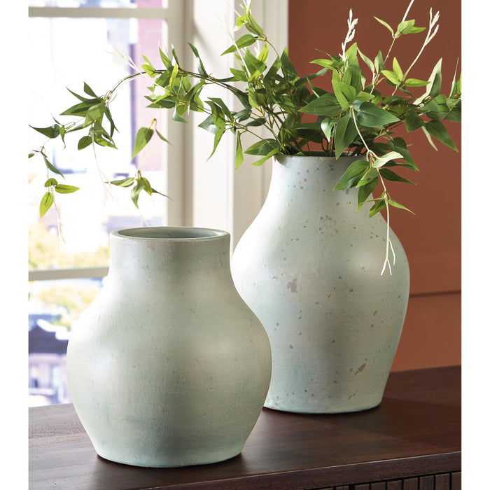 Signature Design by Ashley Baychester A2000805 Vase IMAGE 3