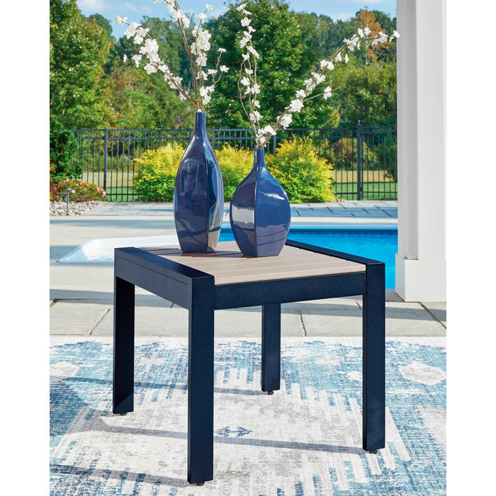 Signature Design by Ashley East Beach PCP587-703 Rectangular End Table IMAGE 3