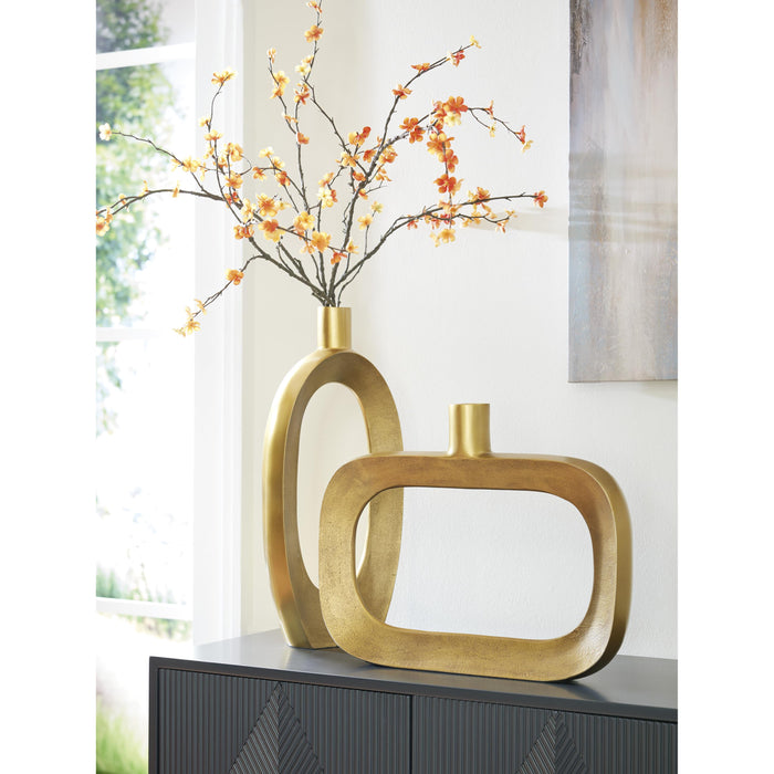 Signature Design by Ashley Lawtonville A2000751 Vase IMAGE 4