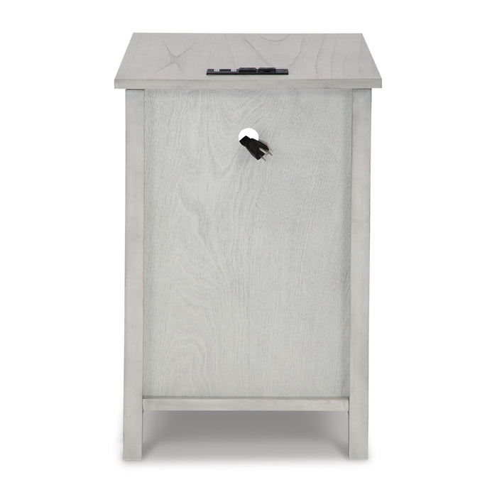 Signature Design by Ashley Treytown T300-517 Chair Side End Table IMAGE 5