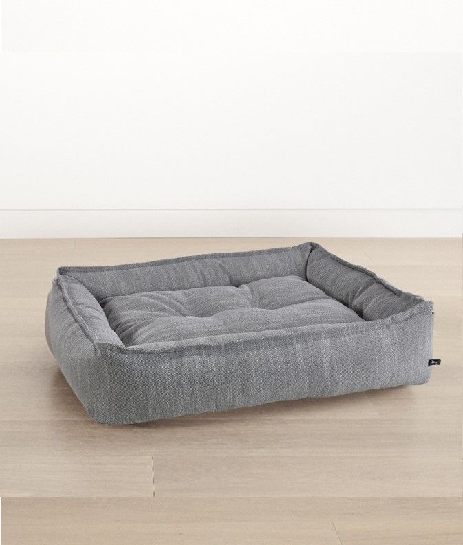 Sterling Lounge Bed in Seagull - Posh Puppy Boutique